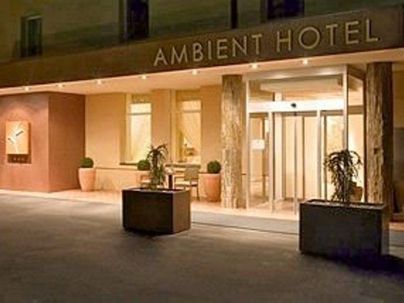 Ambient Hotel ดอมชาเล ภายนอก รูปภาพ